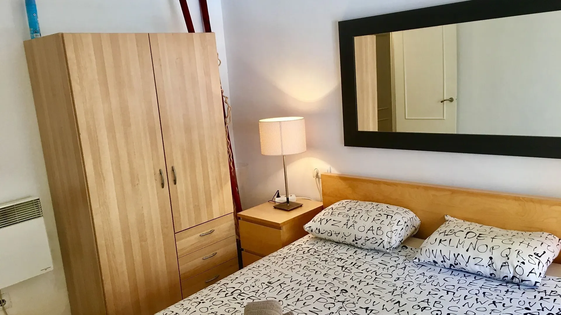 Sants Apartment With Terrace Barcelona